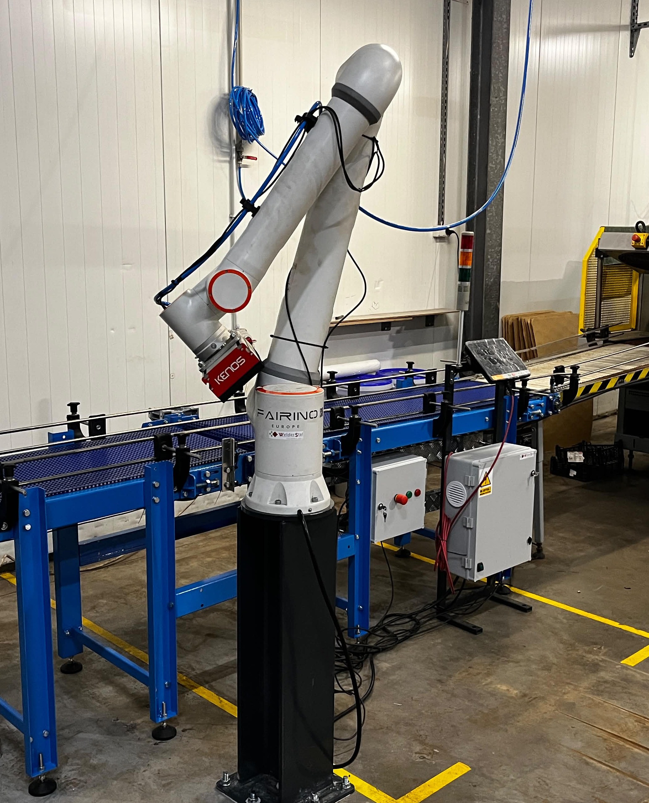 WelderStal Technology – cobot na linii produkcyjnej